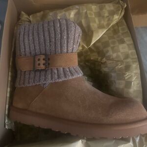 Cozy Tan and Gray Knit Cuff Boots